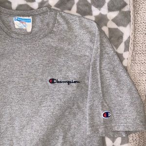 CHAMPION grey t-shirt